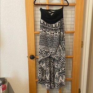 Black and White Asymmetrical Maxi Dress Resort Wear